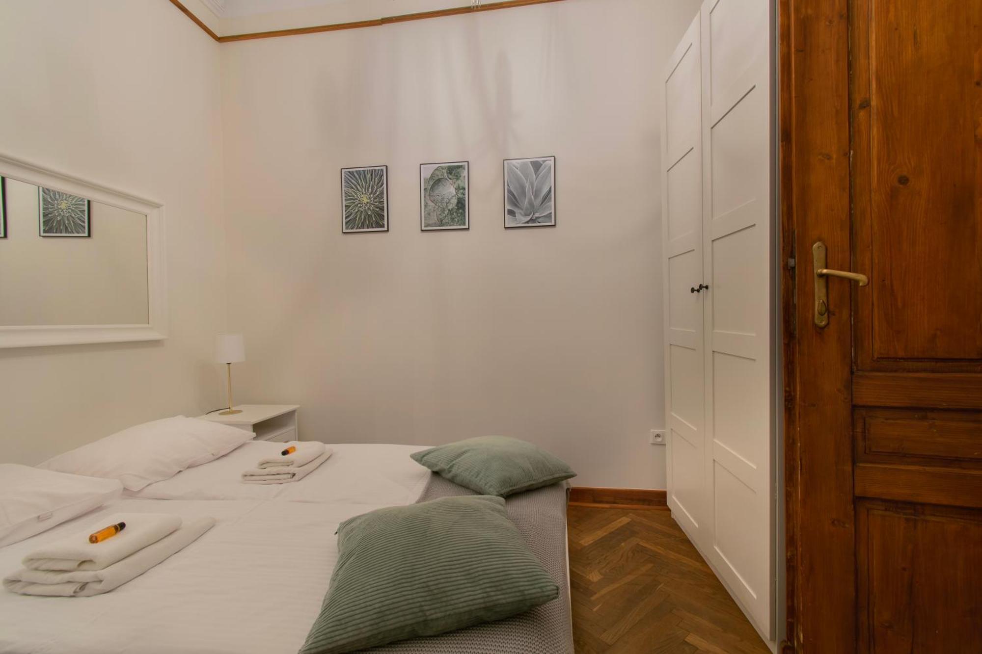 Magnificent Apartments Zyblikiewicza 11A, Central Location Красков Екстериор снимка